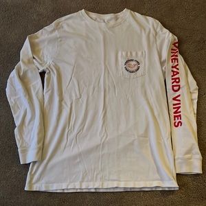 Vineyard Vines WHITE Long Sleeve T-Shirt - Size M (Youth)